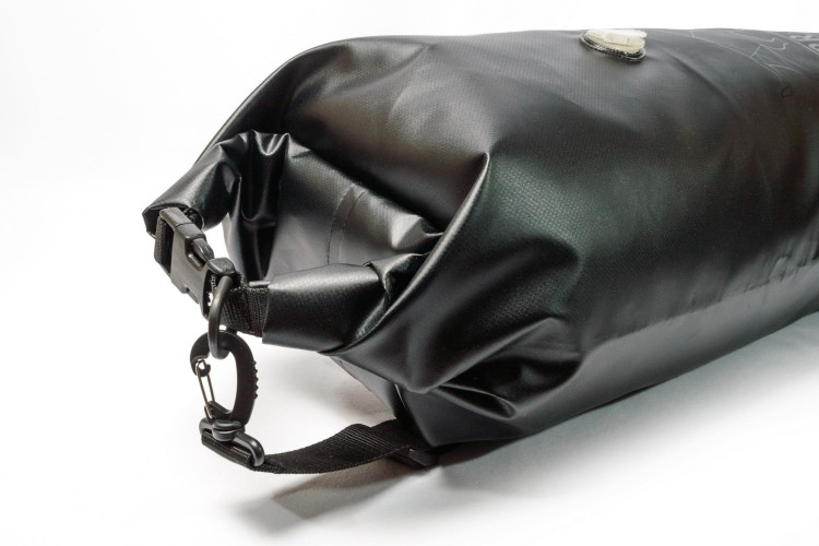 Гермомешок ZubrBag 40 Боковой с наплечным ремнем и спускным клапаном