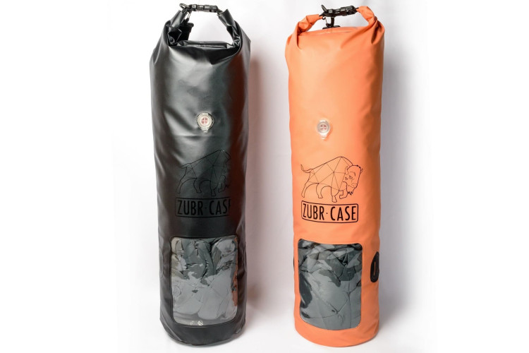 Гермомешок ZubrBag 40 Боковой с наплечным ремнем и спускным клапаном