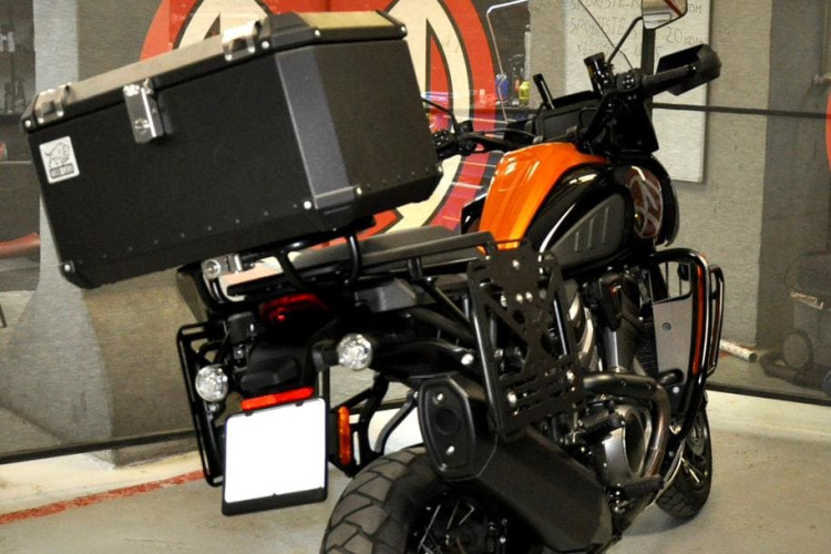 Багажник центральный Pan America 1250 Harley Davidson