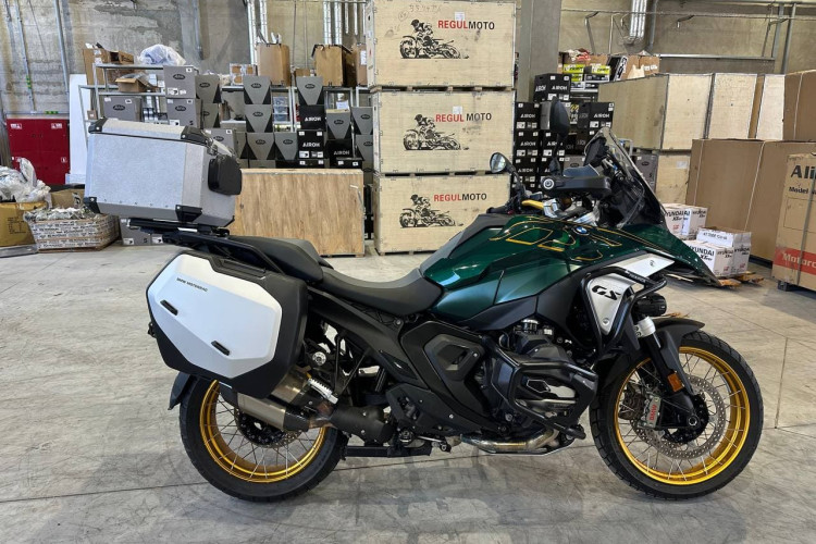 Площадка-адаптер BMW R1300GS под ZubrLock