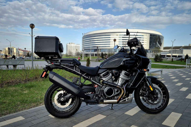 Багажник центральный Pan America 1250 Harley Davidson