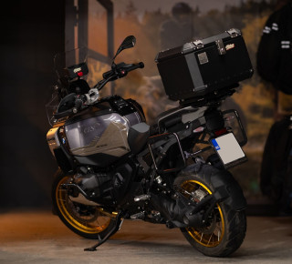 Боковые рамки BMW R1300GSA Adventure 2024+ для 2 кофров