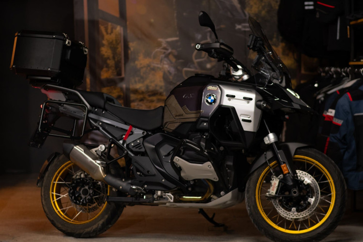 Боковые рамки BMW R1300GSA Adventure 2024+ для 2 кофров