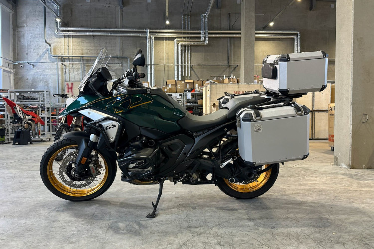 Площадка-адаптер BMW R1300GS под ZubrLock