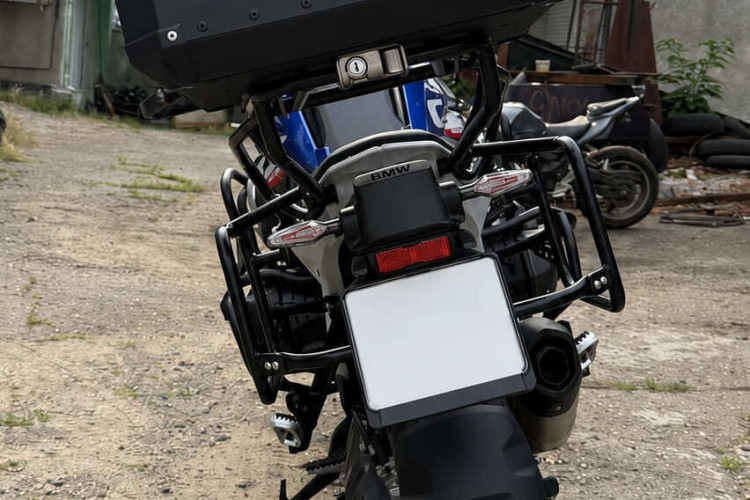 Боковые рамки BMW R1300GS 2023+ для 2 кофров